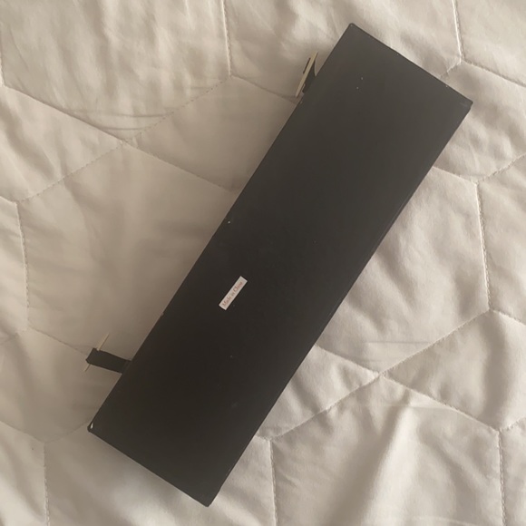 ❄️4 for $20❄️ Silk Chopstick Box - Picture 3 of 3